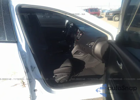 2016 Dodge Dart Sxt z USA, uszkodzony, nr VIN 1C3CDFBB5GD660545